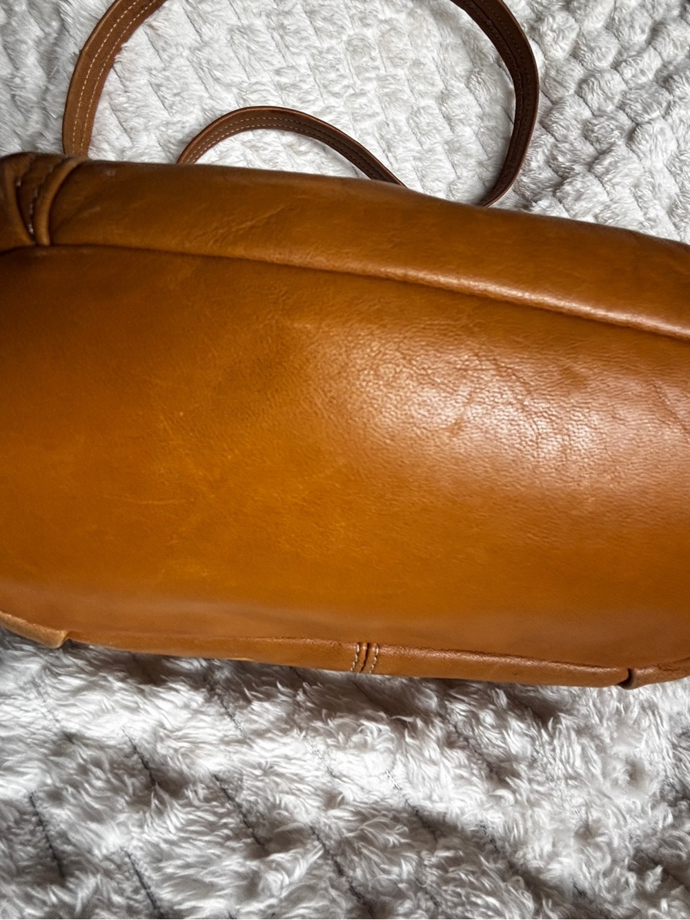 Tignanello Mustard Leather Dual Zip Crossbody Bag - Picture 3 of 10